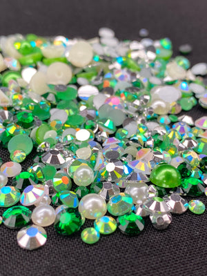 ✨ The Baking Spirits Bright Mini Collection - Multicolored Resin Rhinestones & Half Pearls 100g