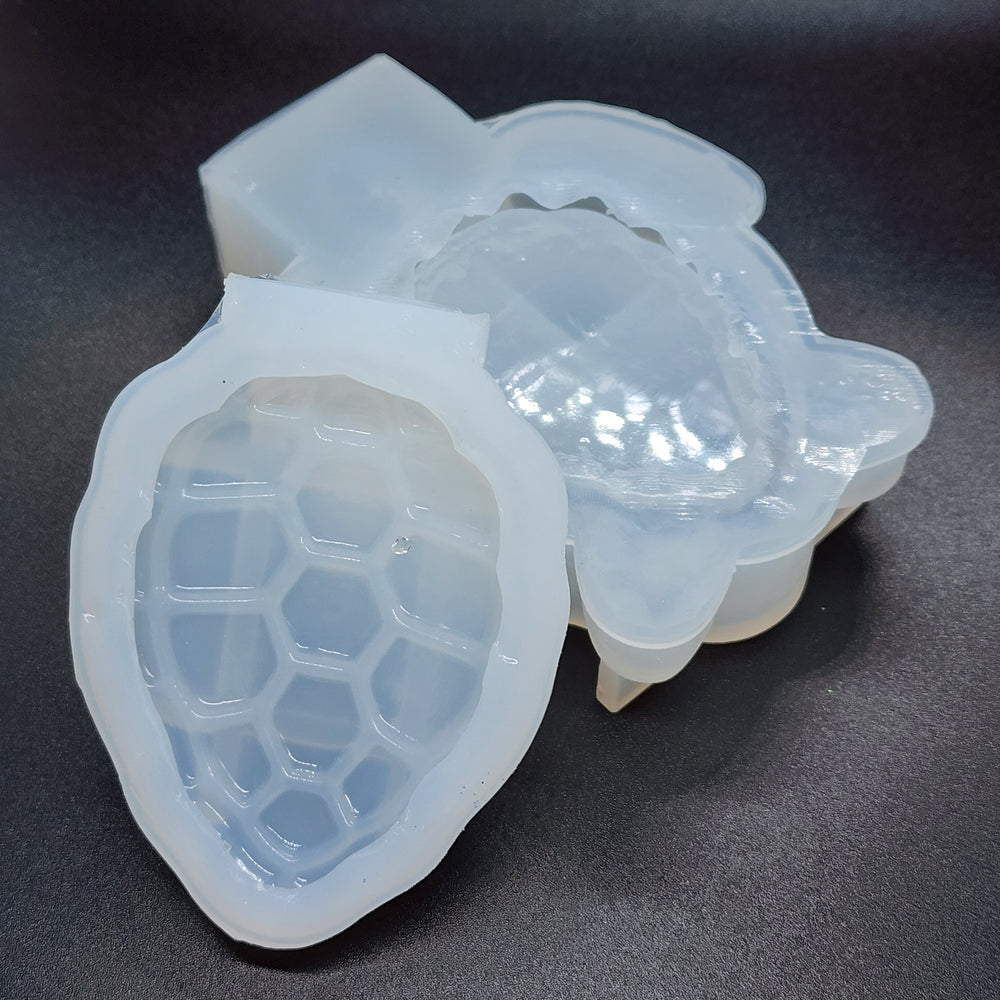 
            
                Load image into Gallery viewer, The Mahalo Collection - Sea Turtle Trinket Box 🐢
            
        
