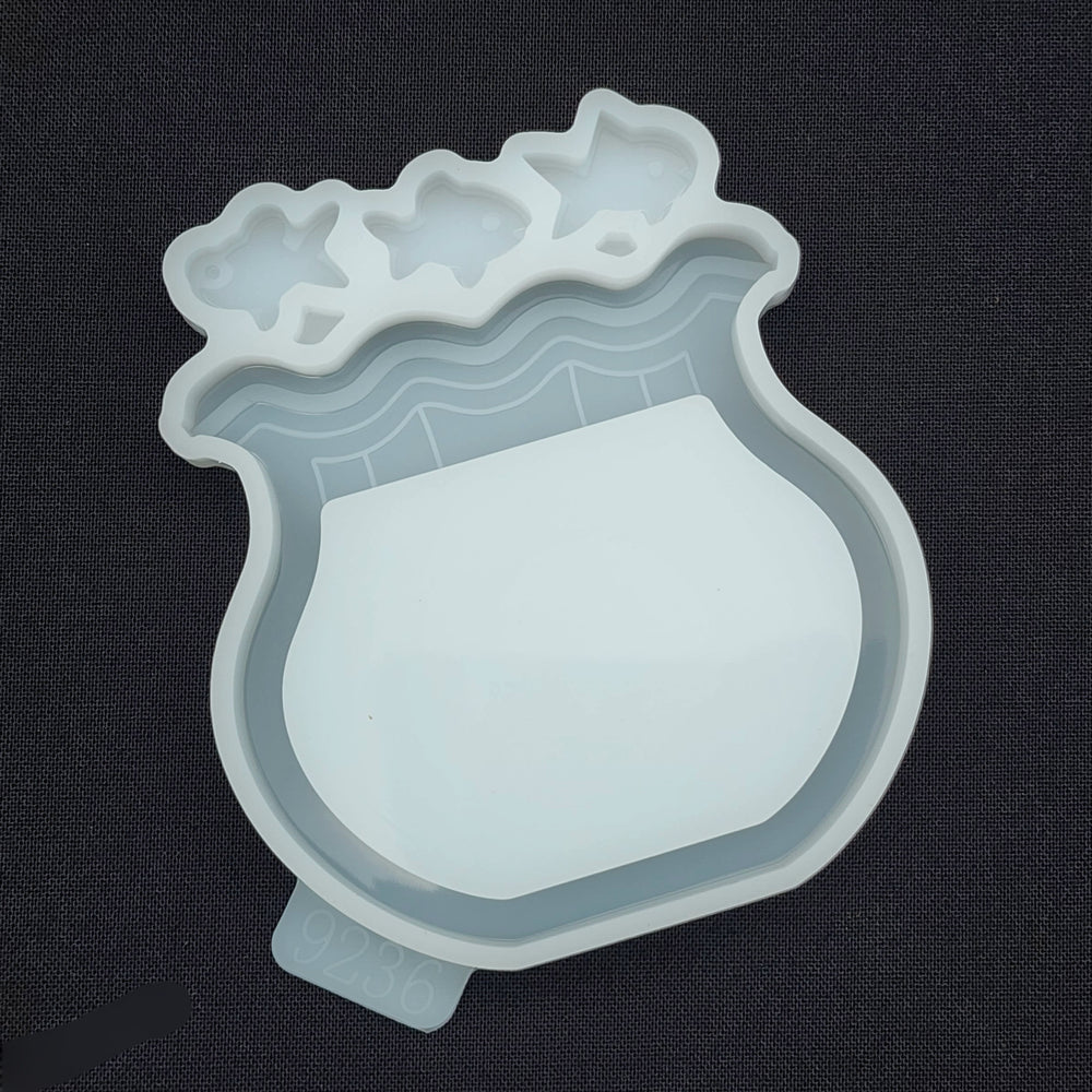 
            
                Load image into Gallery viewer, Fish Bowl Shaker Mold
            
        