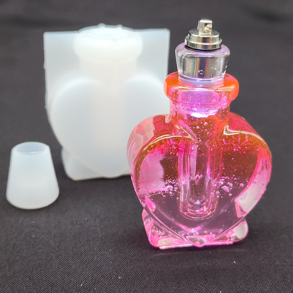 
            
                Load image into Gallery viewer, Mermaid Potion Light Up Keychain Mold - Heart
            
        