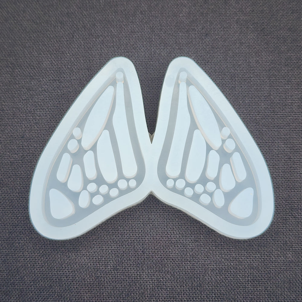 
            
                Load image into Gallery viewer, Butterfly Wing Earring Mold
            
        