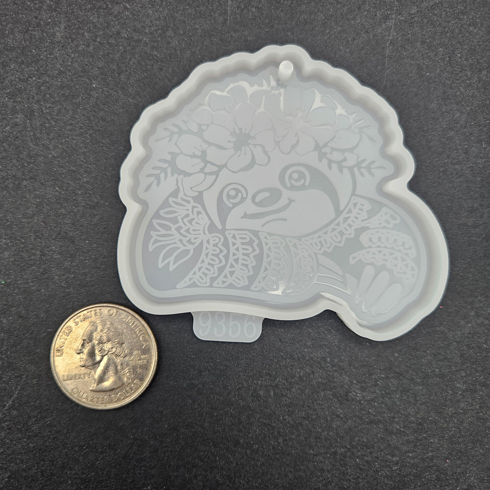 
            
                Load image into Gallery viewer, Flower Crown Sloth Keychain Mold
            
        