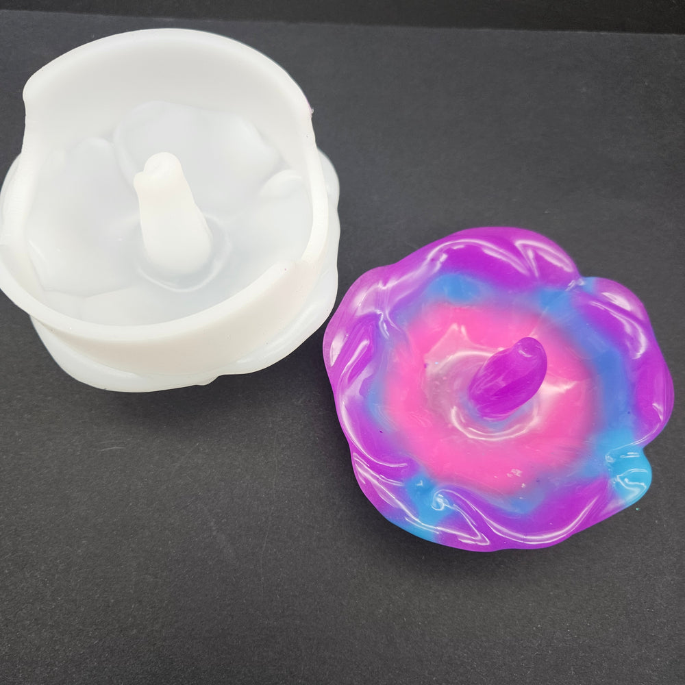 
            
                Load image into Gallery viewer, Flower Ring Holder Mold
            
        