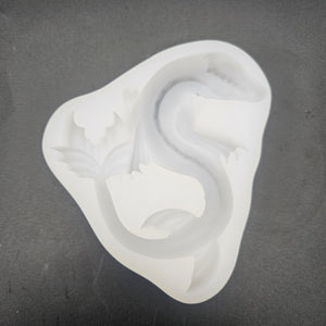 
            
                Load image into Gallery viewer, Serpentine Dragon Mold
            
        