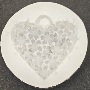 
            
                Load image into Gallery viewer, Embossed Heart Mold
            
        