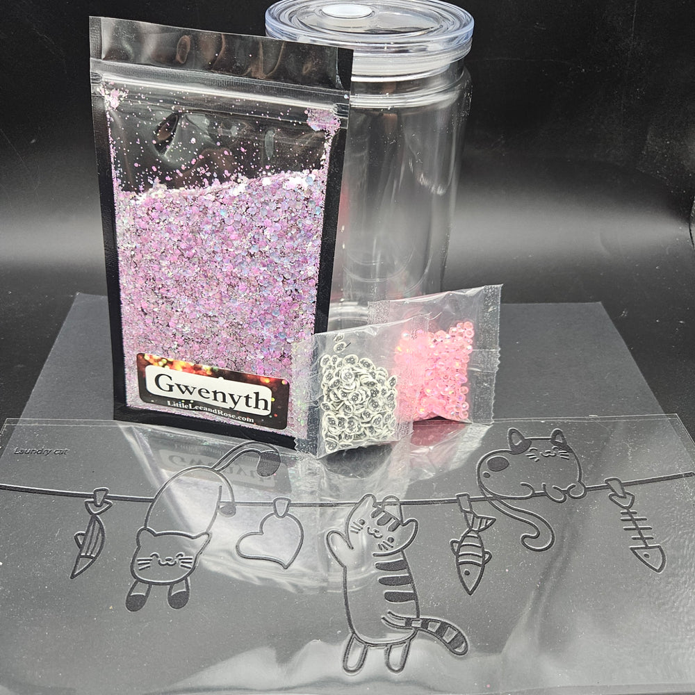 
            
                Load image into Gallery viewer, Snow Globe Tumbler Bundle - Hanging Around
            
        