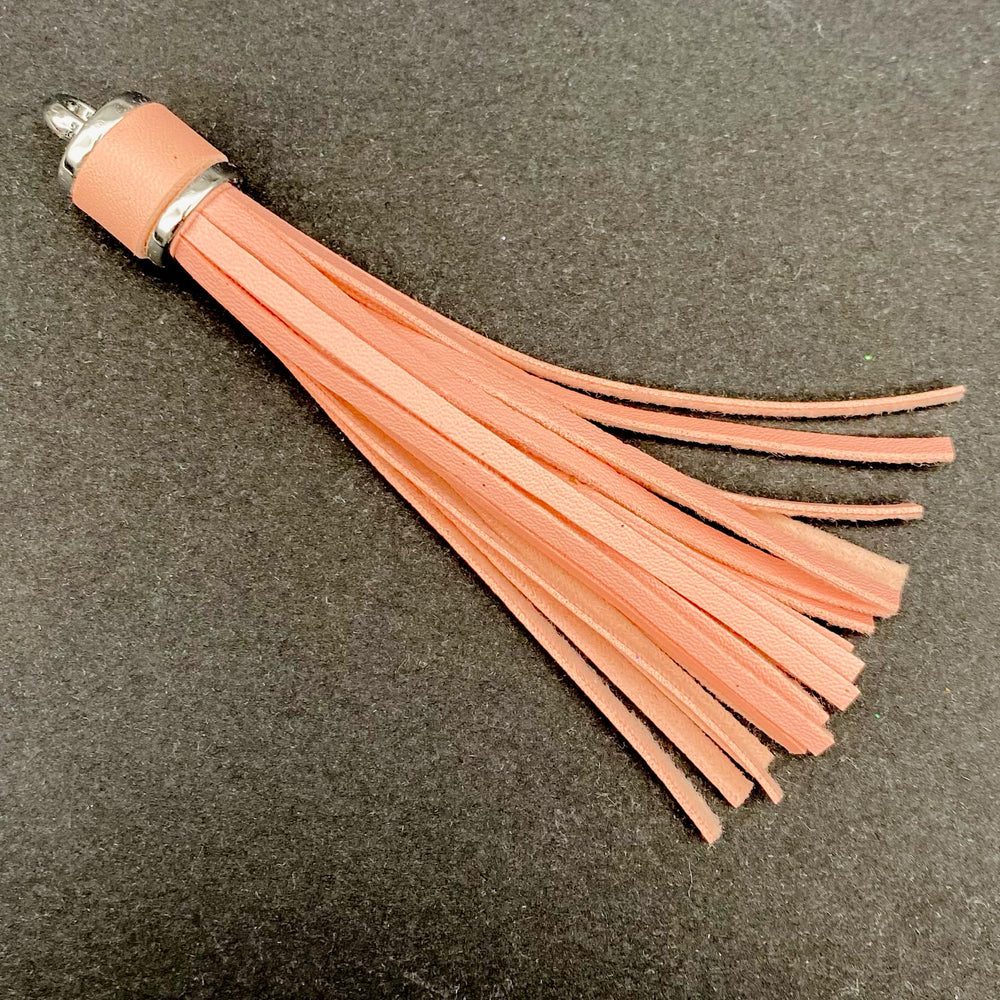 
            
                Load image into Gallery viewer, Tassel - Light Pink
            
        