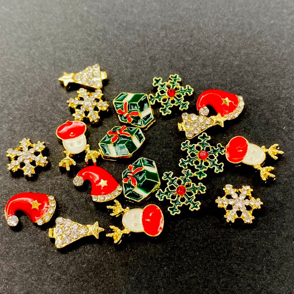 
            
                Load image into Gallery viewer, Charms - Assorted Christmas Shapes
            
        