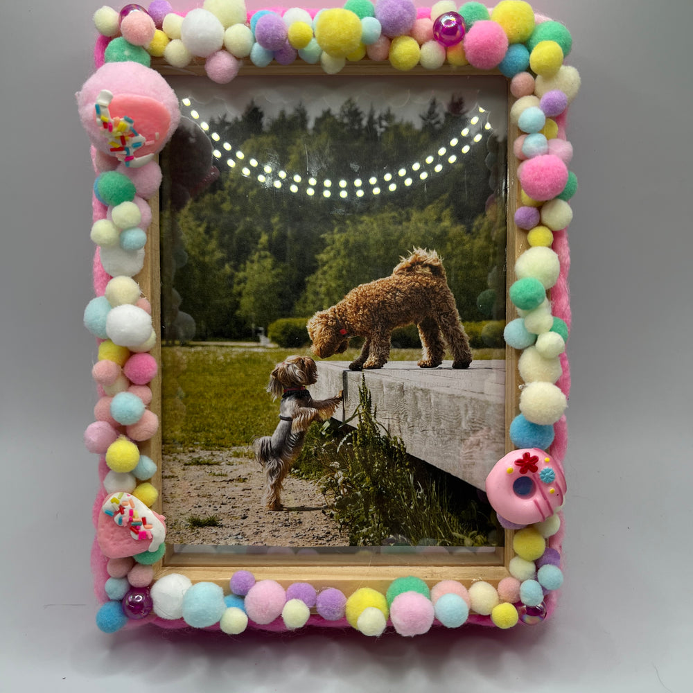 
            
                Load image into Gallery viewer, DIY Kids Crafts - Sweet Picture Frame
            
        