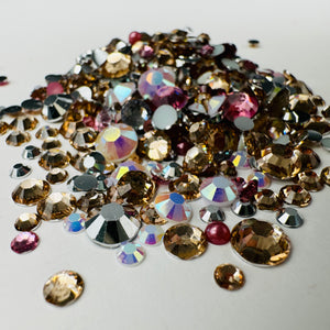 
            
                Load image into Gallery viewer, Multicolored RESIN Rhinestone &amp;amp; Half Pearl Mini Mix - Soft Sands
            
        
