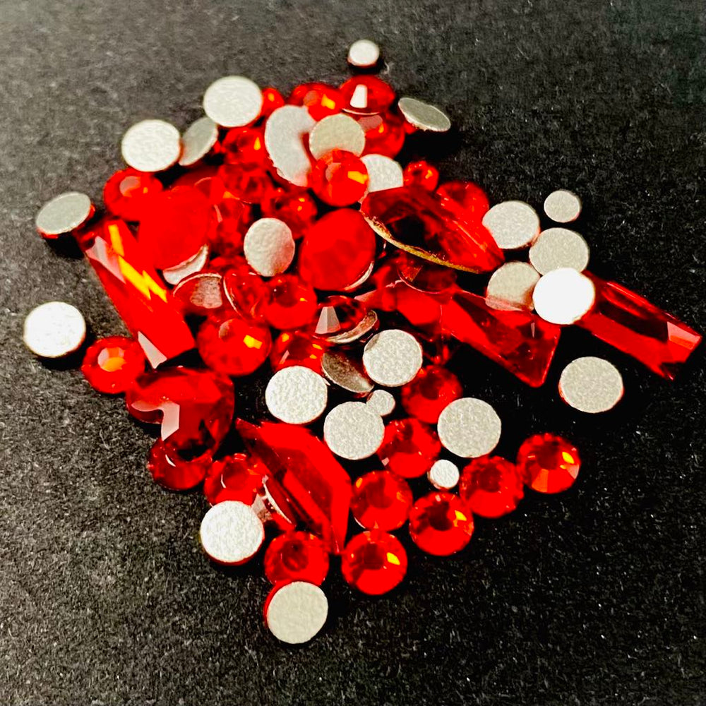 
            
                Load image into Gallery viewer, Single Color Rhinestone Shape Mix - Red - GLASS
            
        