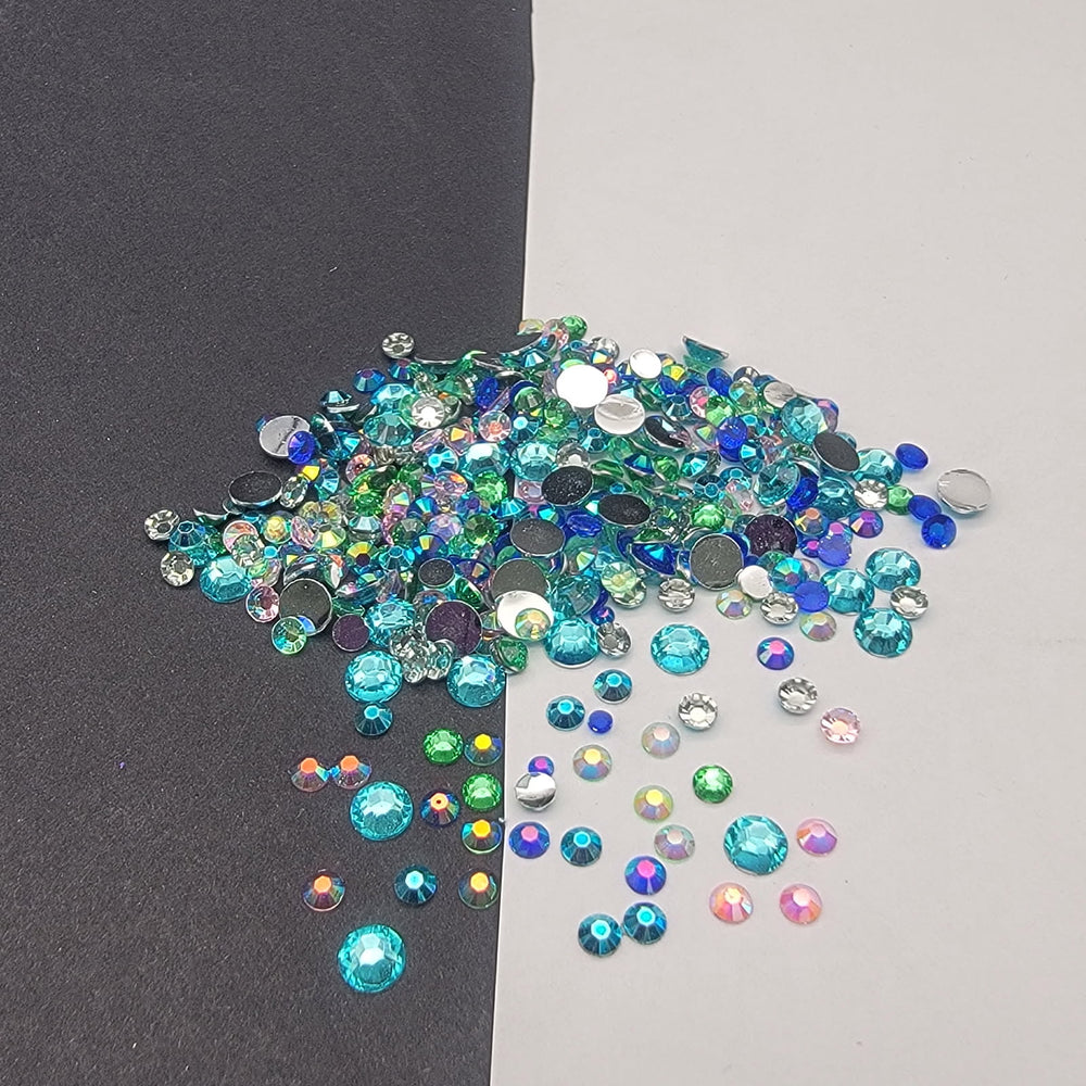 
            
                Load image into Gallery viewer, Multicolored Rhinestone Mix - Fresh Orchids - RESIN
            
        