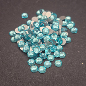 
            
                Load image into Gallery viewer, Single Color Rhinestones - Aquamarine - GLASS
            
        