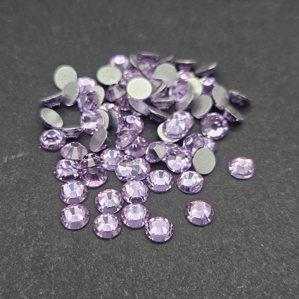 
            
                Load image into Gallery viewer, Single Color Rhinestones - Violet - GLASS
            
        