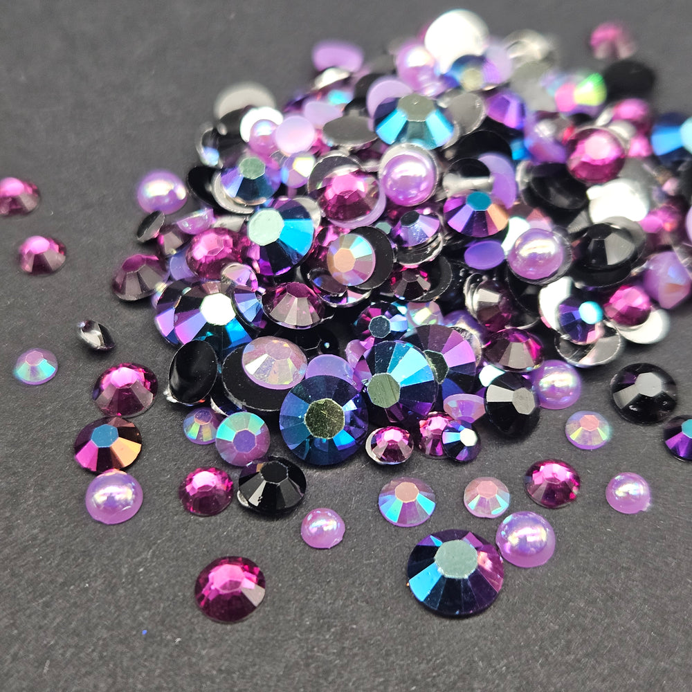 
            
                Load image into Gallery viewer, Multicolored Rhinestone Mix - Mr. Mysterio - RESIN
            
        