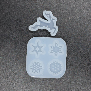 
            
                Load image into Gallery viewer, Tiny Reindeer Earrings Mold
            
        