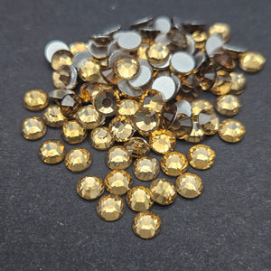 
            
                Load image into Gallery viewer, Single Color Rhinestones - Light Colorado Topaz - GLASS
            
        