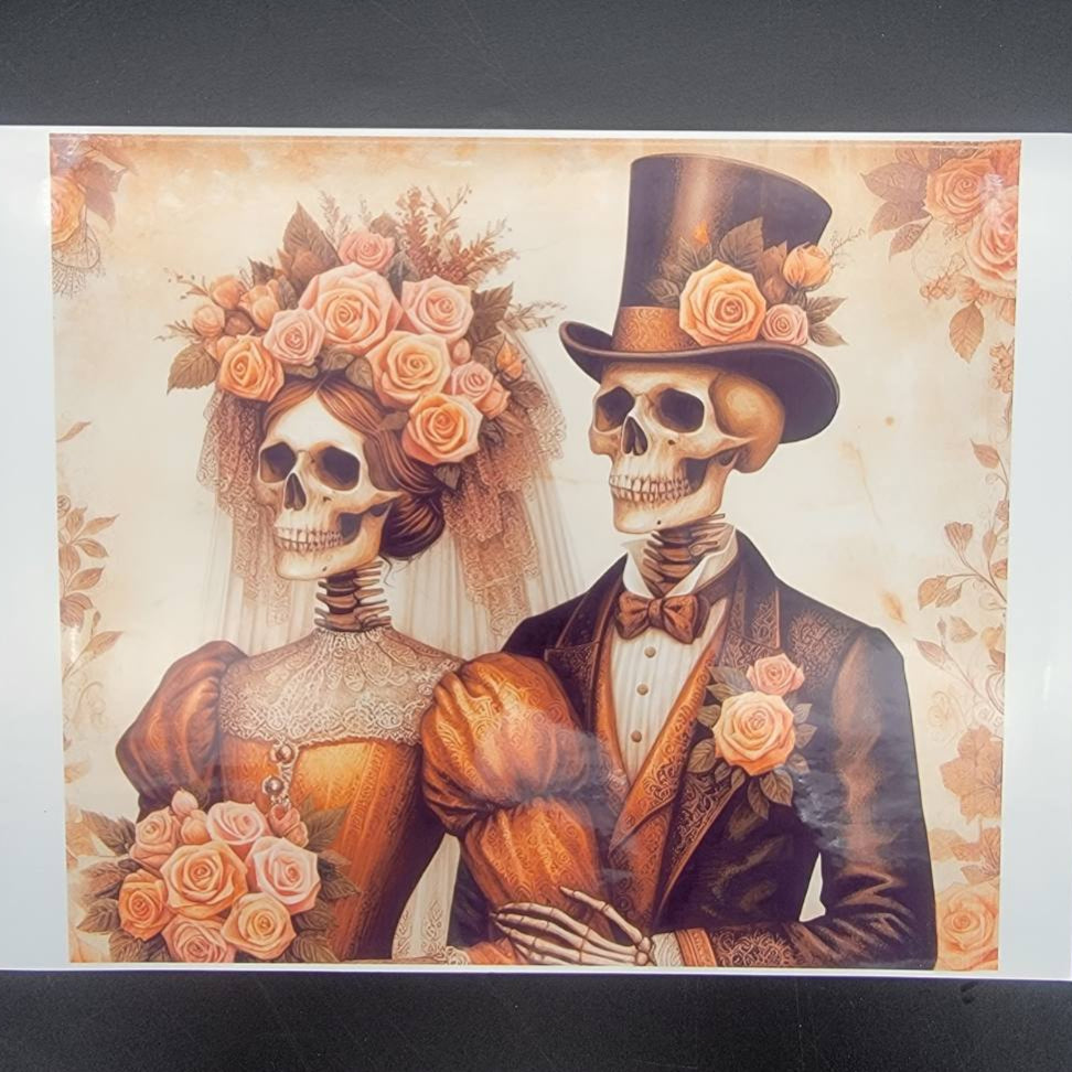 
            
                Load image into Gallery viewer, Printed Vinyl Sheet - Vintage Couple
            
        
