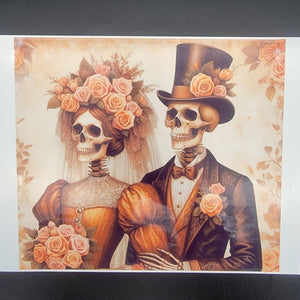 
            
                Load image into Gallery viewer, Printed Vinyl Sheet - Vintage Couple
            
        