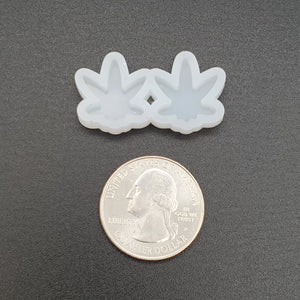 
            
                Load image into Gallery viewer, MaryJayne Leaf Earring Mini Mold
            
        