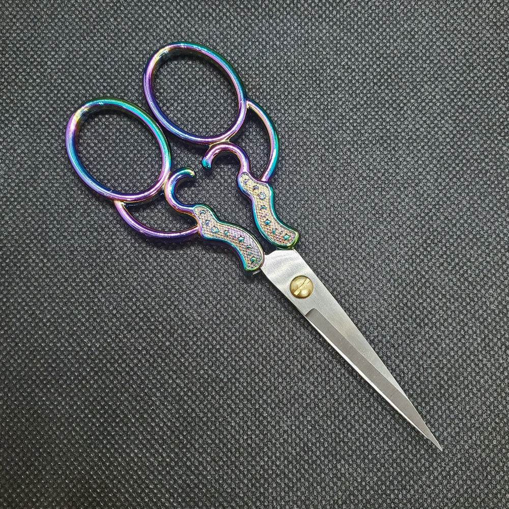 
            
                Load image into Gallery viewer, Oil Slick Craft Scissors
            
        