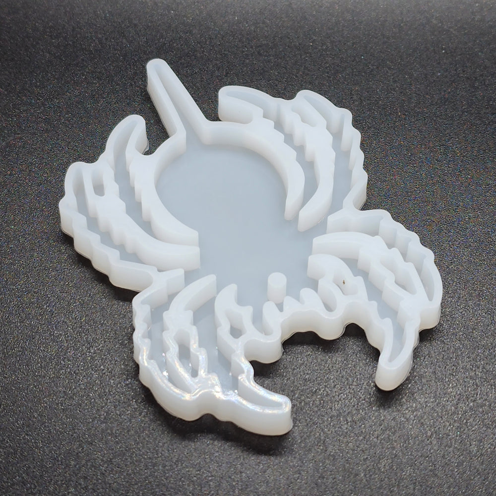 
            
                Load image into Gallery viewer, Spider Keychain Mold
            
        