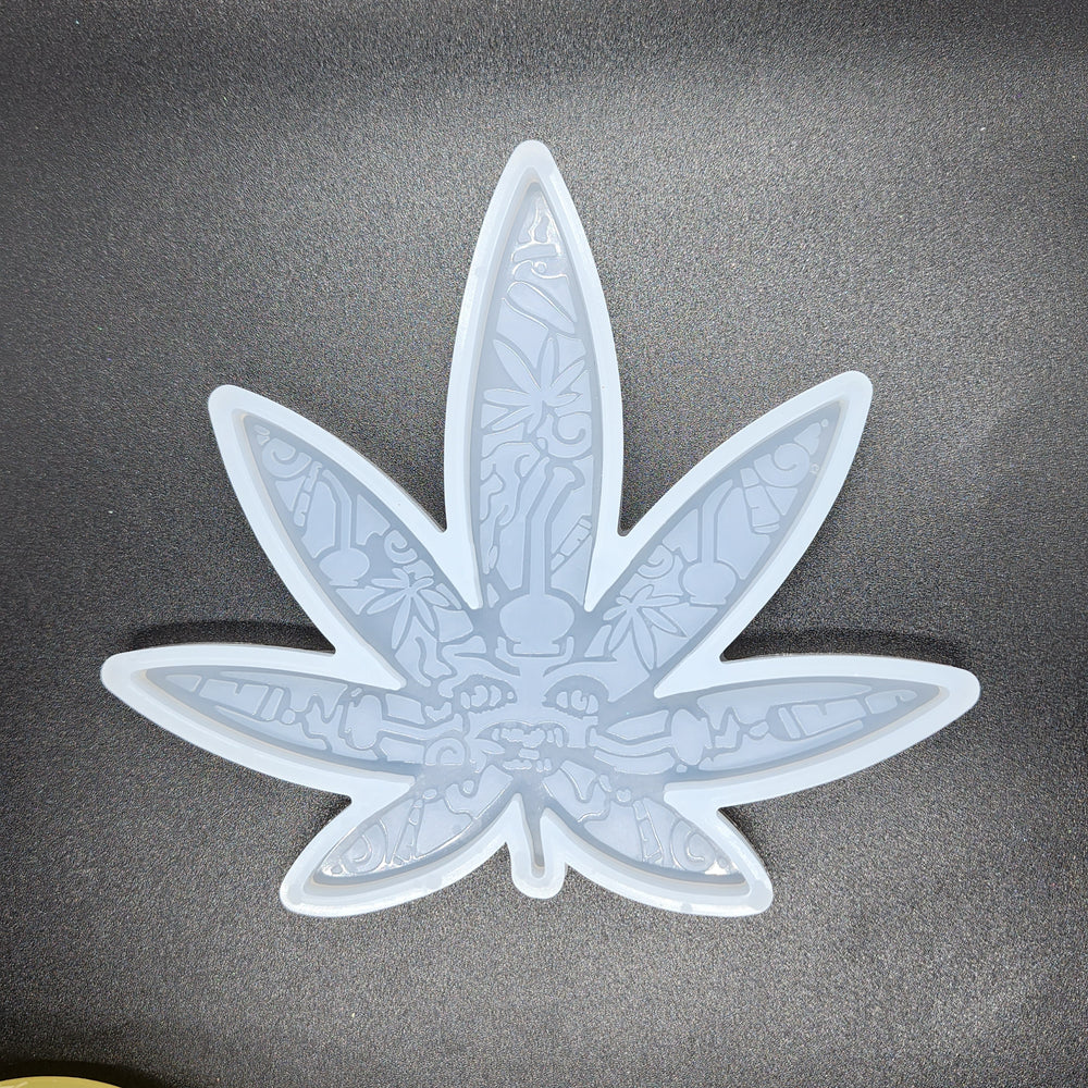 
            
                Load image into Gallery viewer, Fancy Weed Leaf Coaster Mold
            
        