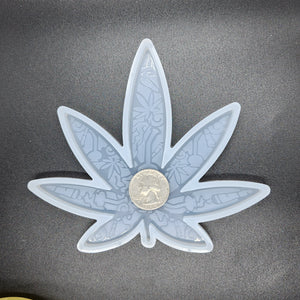 
            
                Load image into Gallery viewer, Fancy Weed Leaf Coaster Mold
            
        